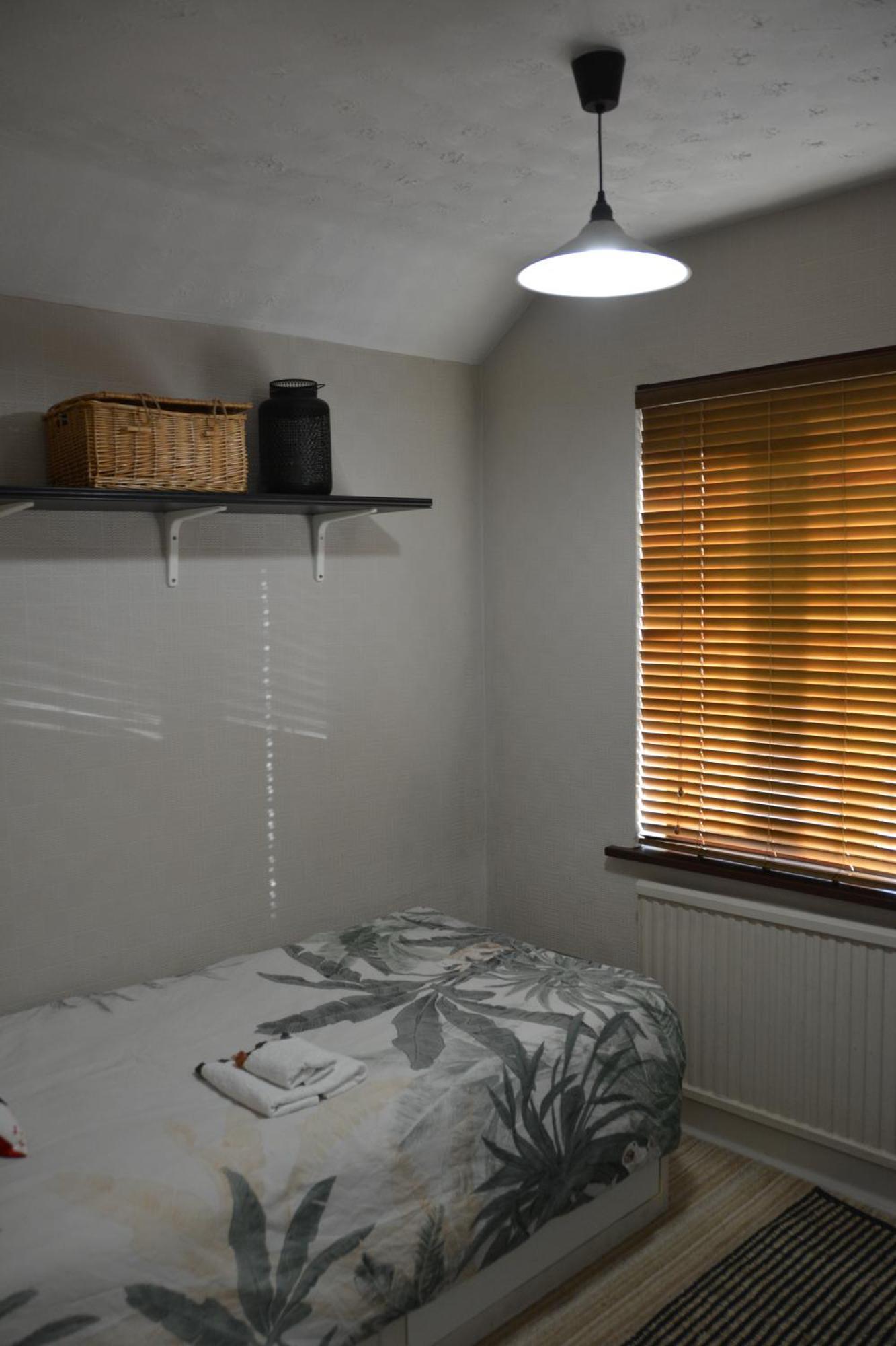 Cozy, Modern, Spacious 4 Bedroom House In London Romford Buitenkant foto