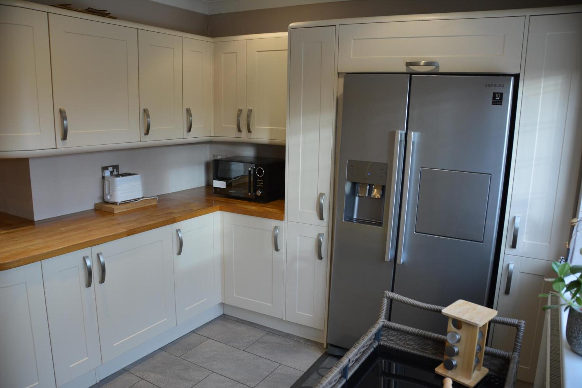 Cozy, Modern, Spacious 4 Bedroom House In London Romford Buitenkant foto