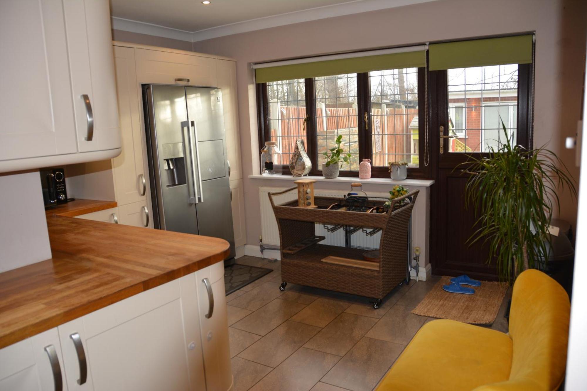 Cozy, Modern, Spacious 4 Bedroom House In London Romford Buitenkant foto